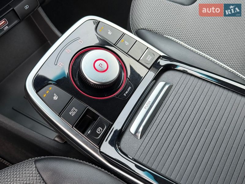 Внедорожник / Кроссовер Kia Niro 2020 в Львове фото 16 Внедорожник / Кроссовер Kia Niro 2020 в Львове