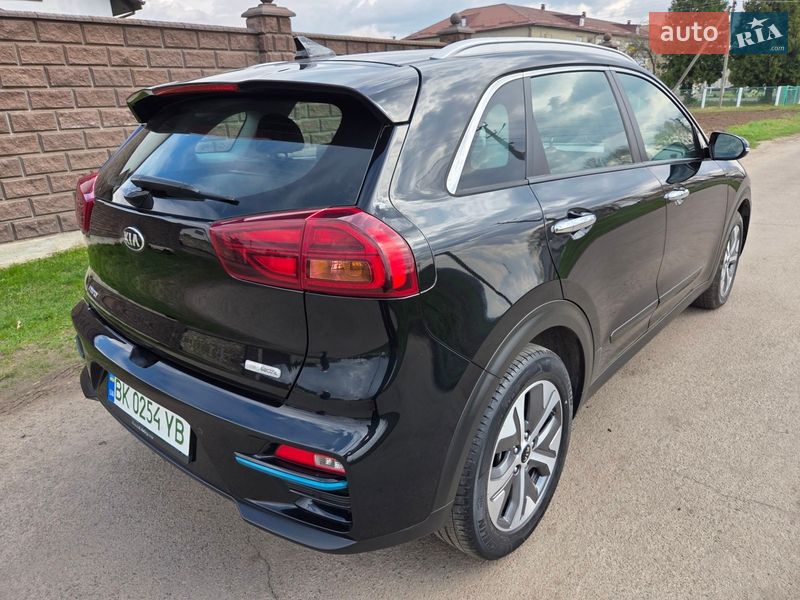 Позашляховик / Кросовер Kia Niro 2020 в Дубні
