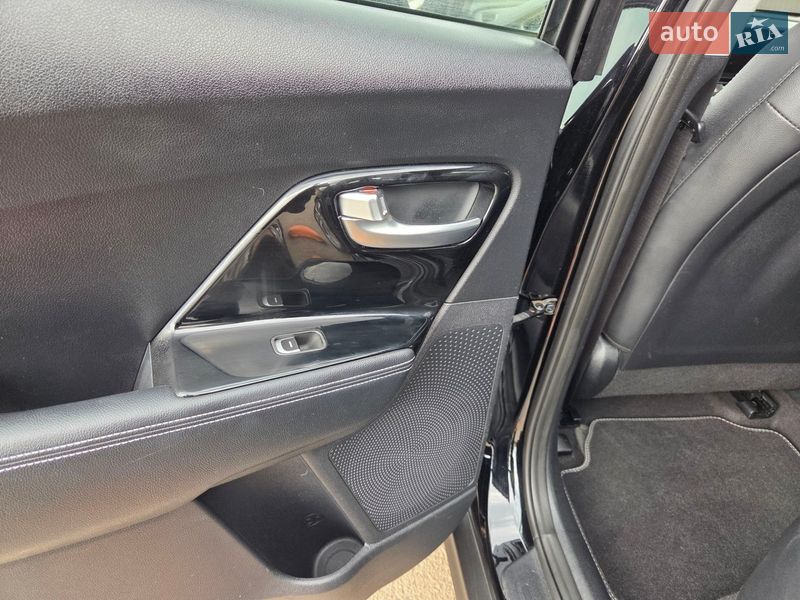 Позашляховик / Кросовер Kia Niro 2020 в Дубні