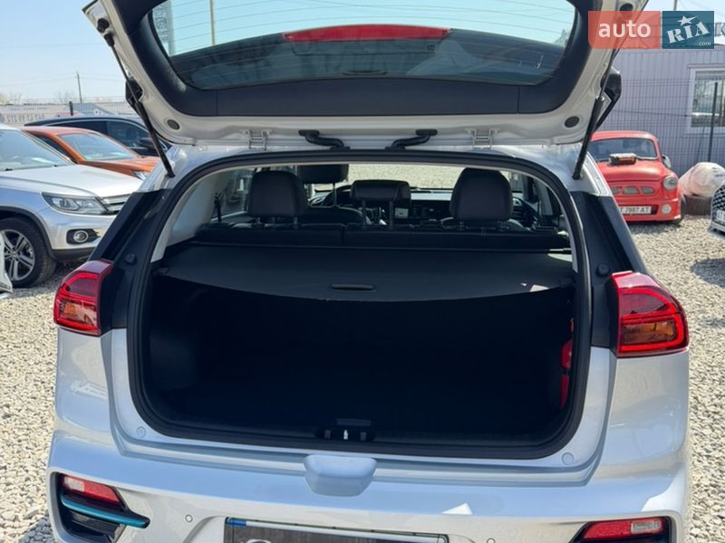 Внедорожник / Кроссовер Kia Niro 2020 в Ивано-Франковске