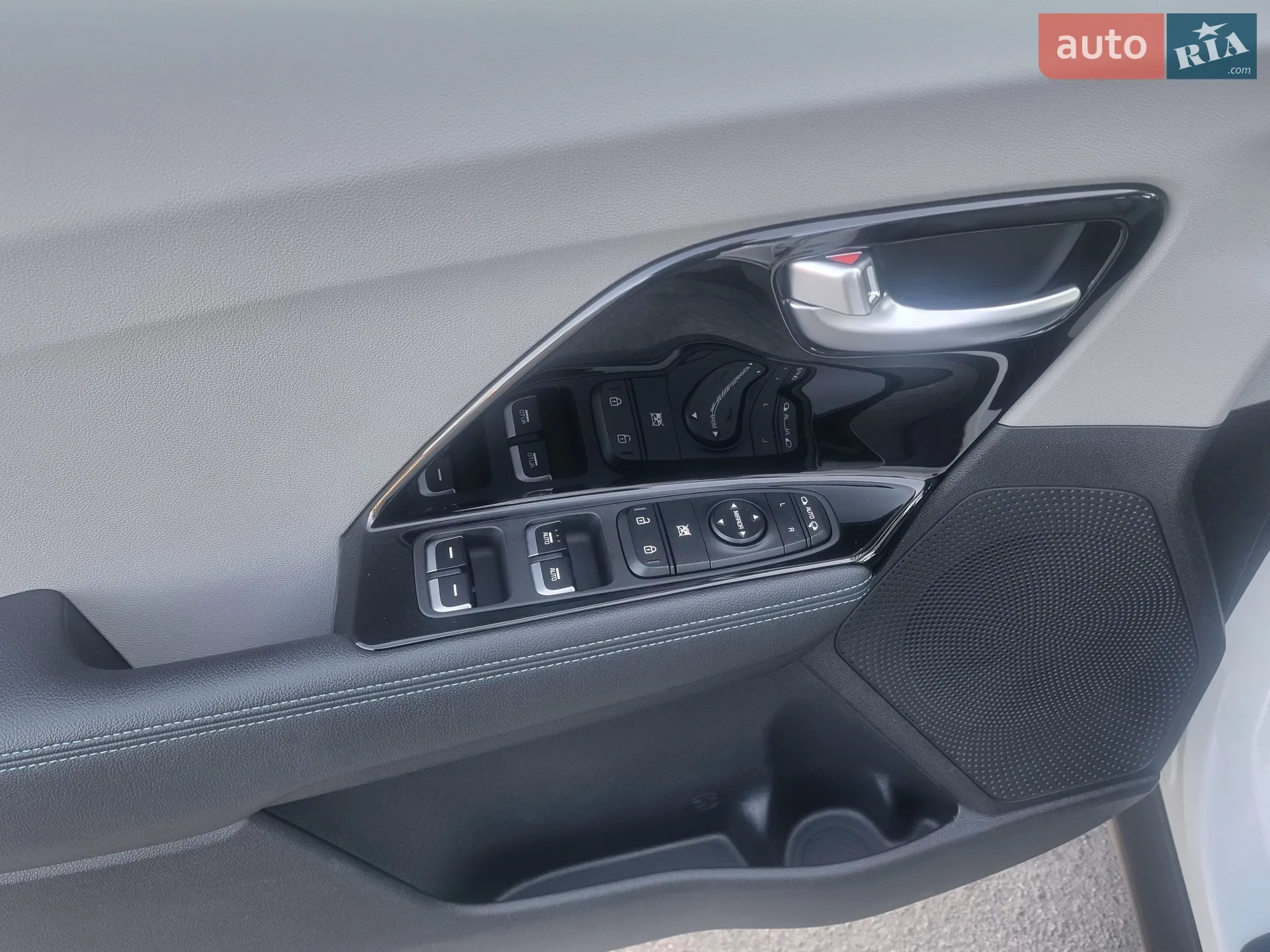 2020 Kia Niro - мініатюра 28