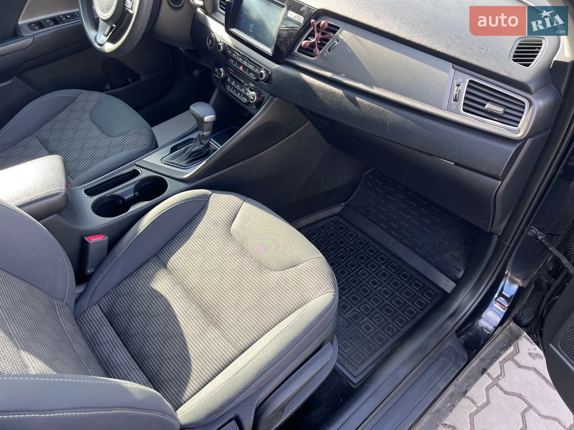 2018 Kia Niro - мініатюра 34