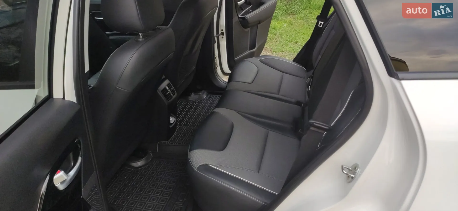 2020 Kia Niro - мініатюра 24