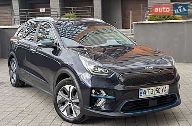 Позашляховик / Кросовер Kia Niro 2019 в Івано-Франківську
