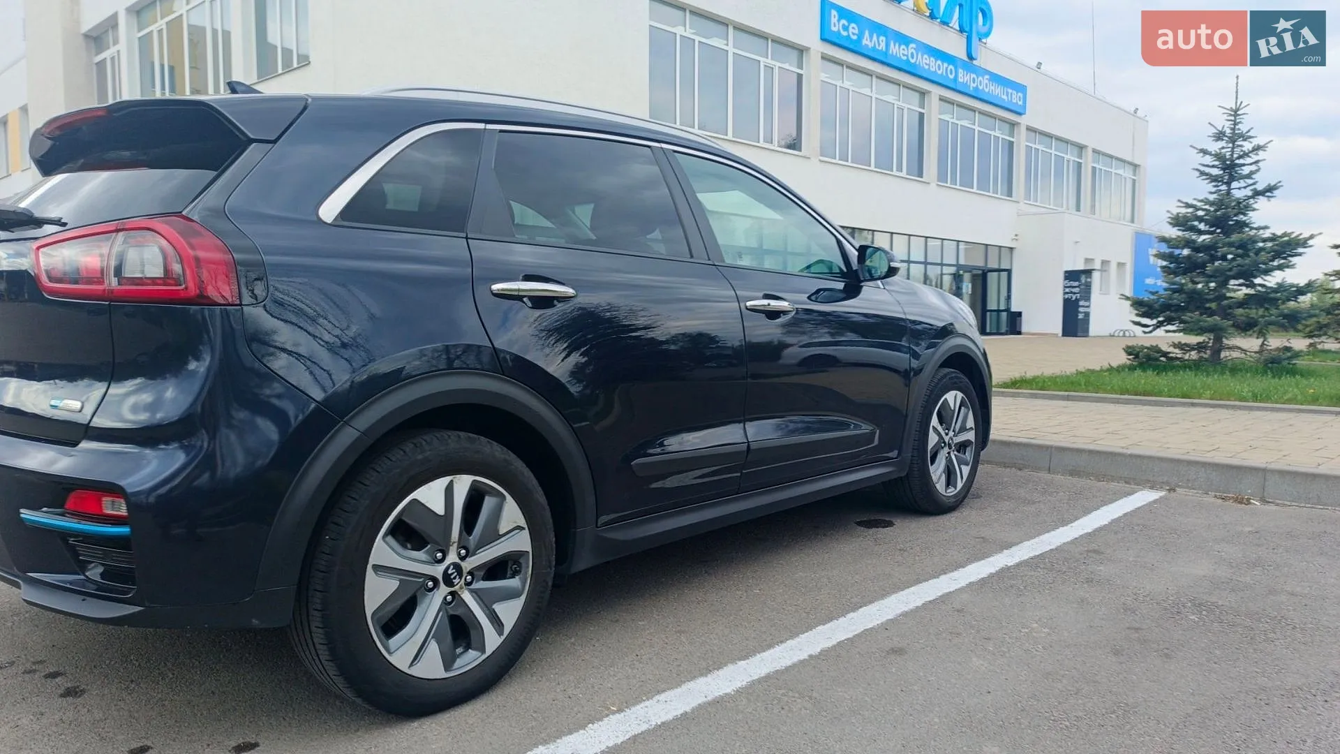 2019 Kia Niro - фото 1