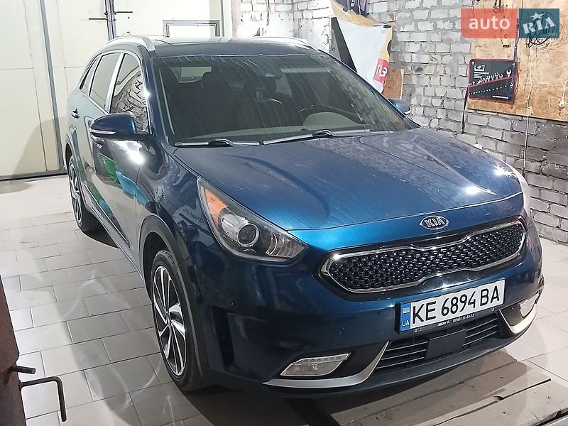 Внедорожник / Кроссовер Kia Niro 2018 в Днепре