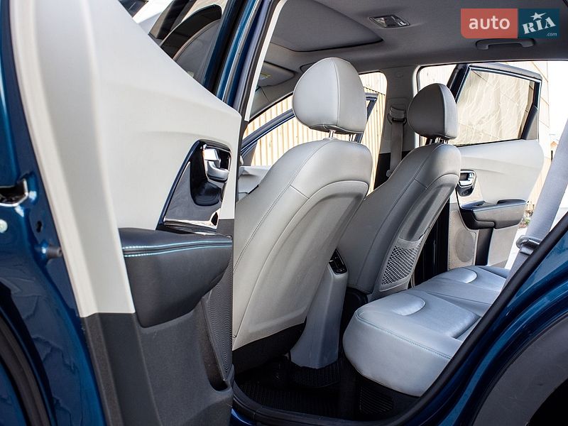Внедорожник / Кроссовер Kia Niro 2021 в Львове