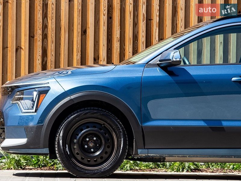 Внедорожник / Кроссовер Kia Niro 2023 в Львове