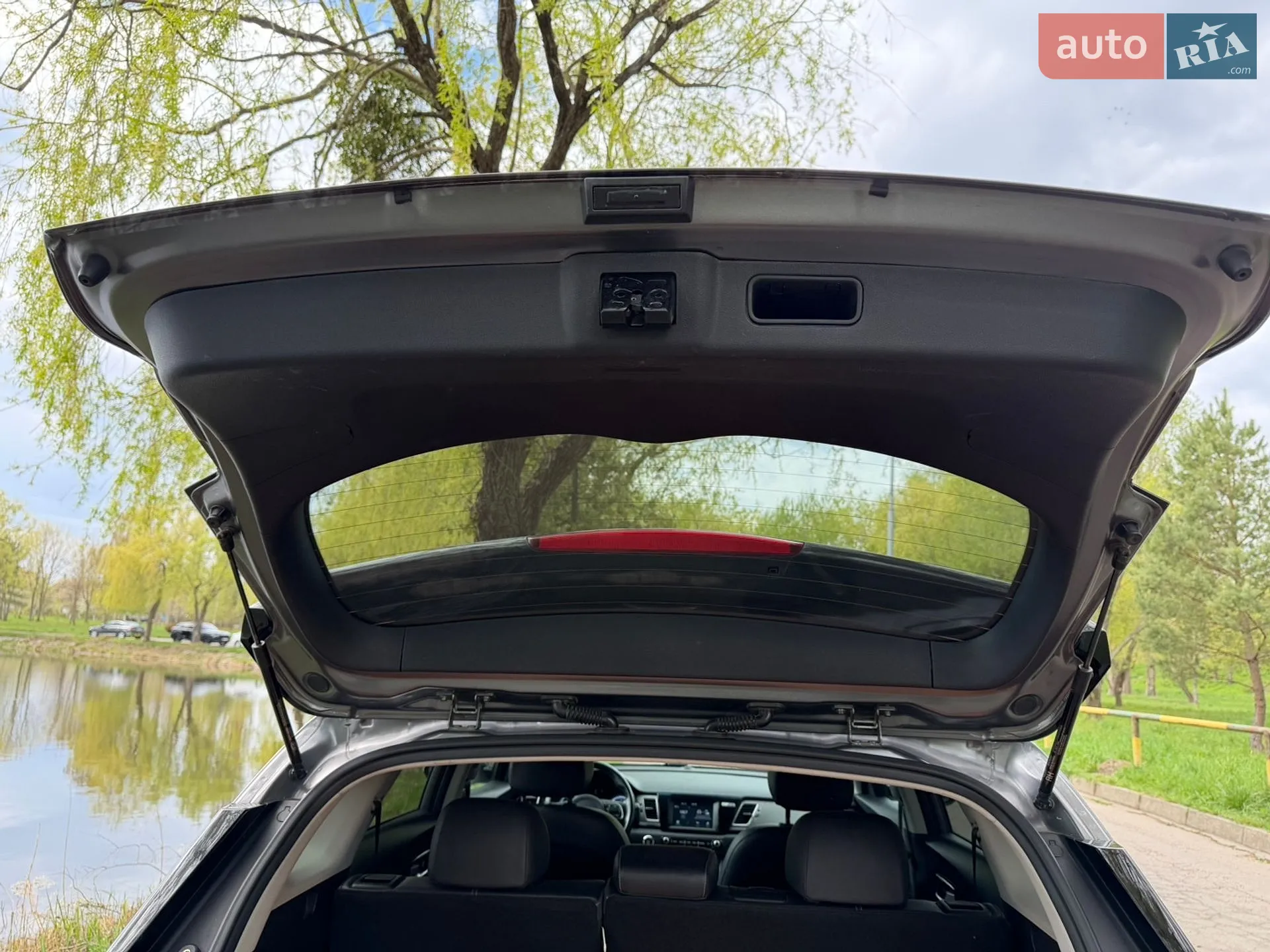 2017 Kia Niro - мініатюра 32