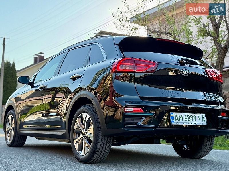 Внедорожник / Кроссовер Kia Niro 2020 в Киеве