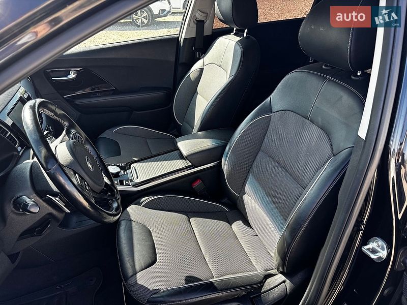 Внедорожник / Кроссовер Kia Niro 2019 в Львове