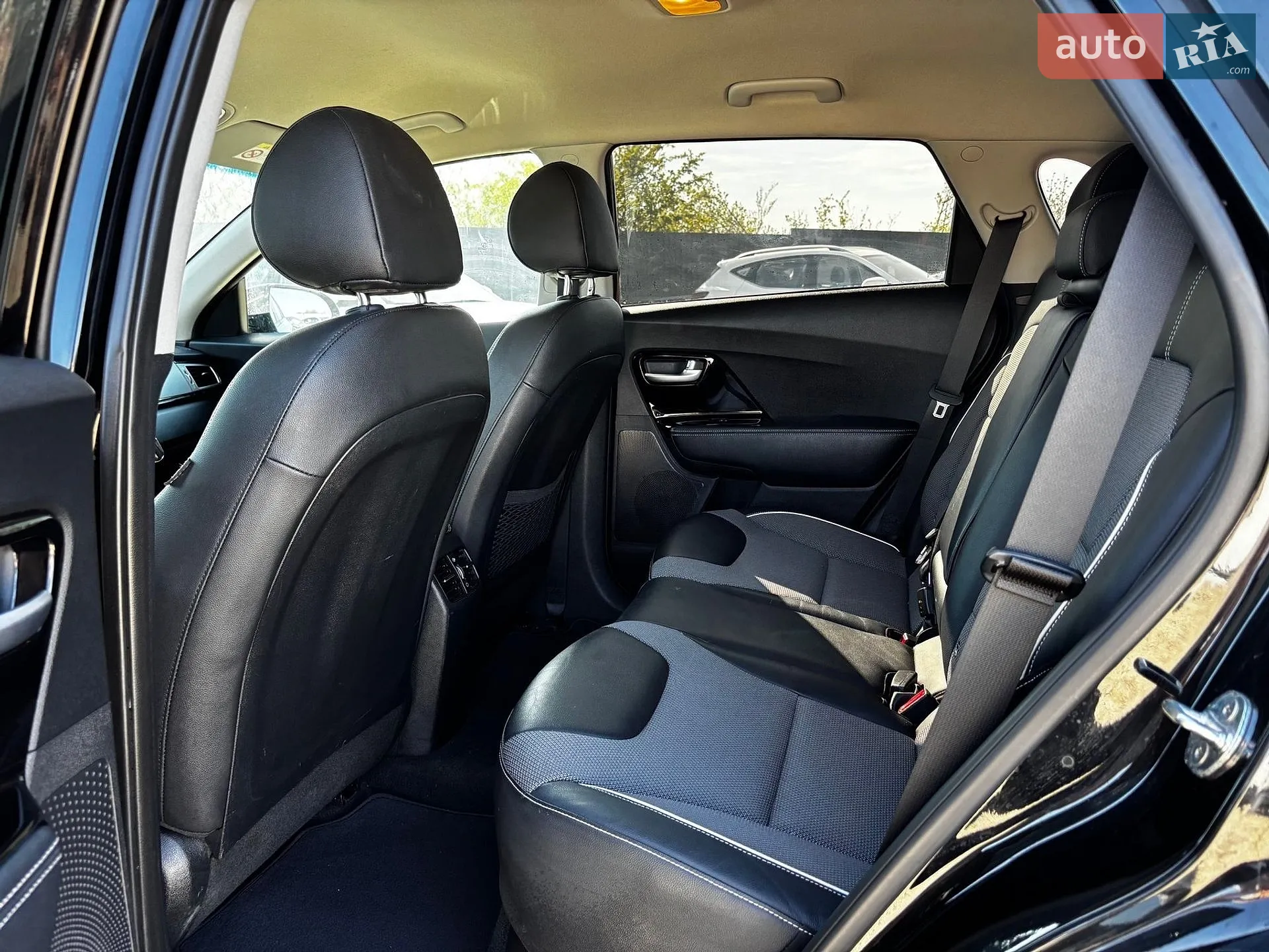 2019 Kia Niro - мініатюра 27