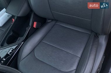 Внедорожник / Кроссовер Kia Niro 2023 в Ровно