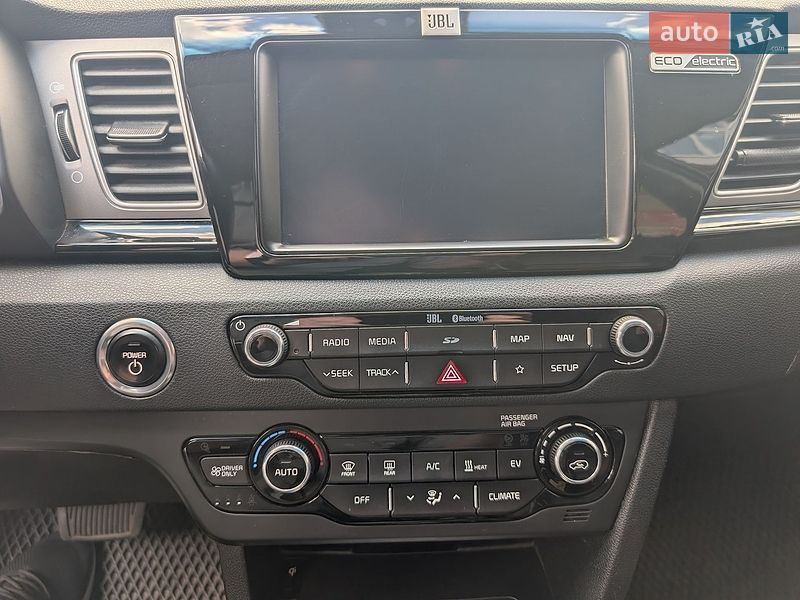 Внедорожник / Кроссовер Kia Niro 2019 в Сваляве