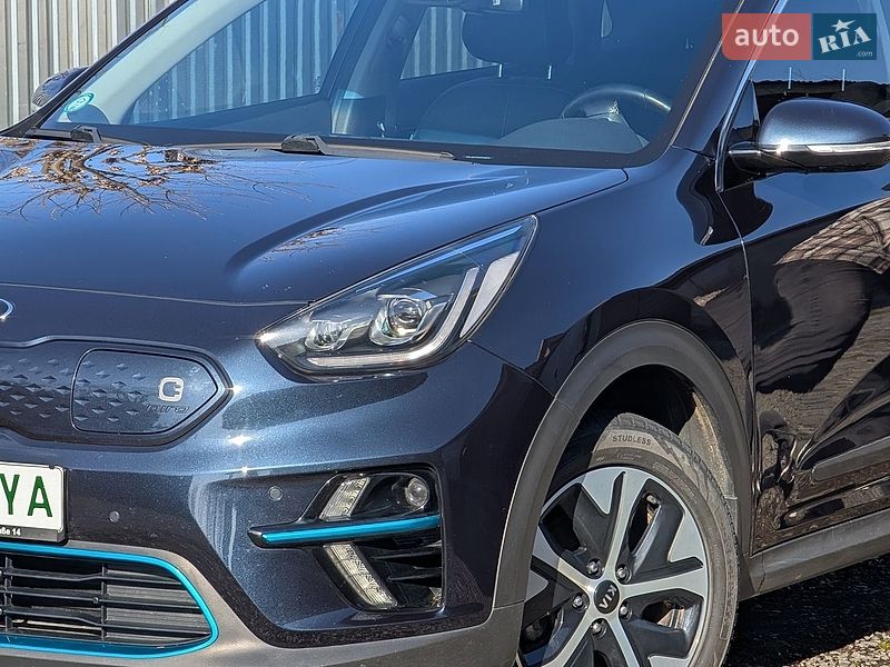 Внедорожник / Кроссовер Kia Niro 2019 в Сваляве