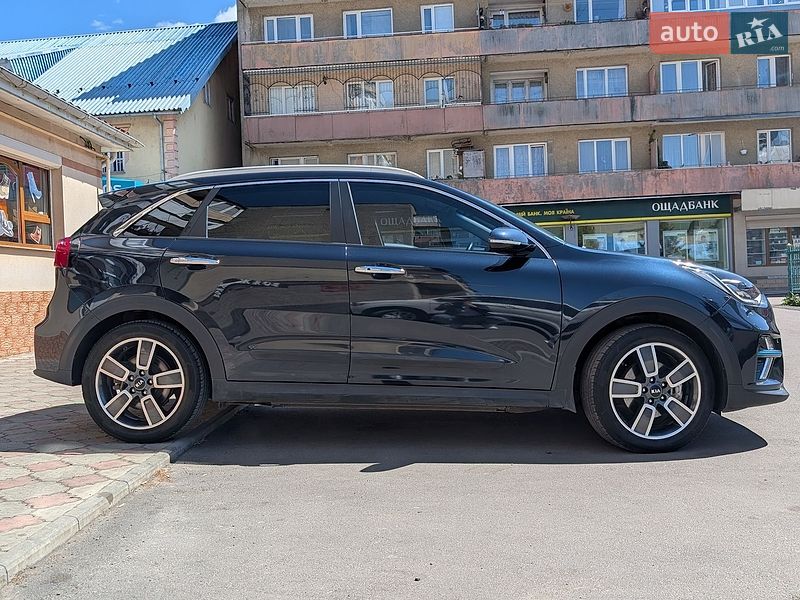 Внедорожник / Кроссовер Kia Niro 2019 в Сваляве
