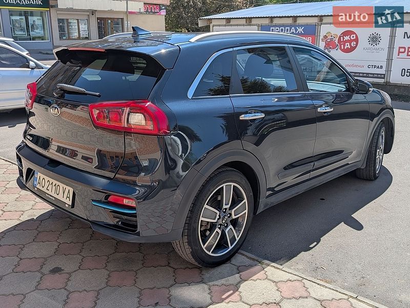 Внедорожник / Кроссовер Kia Niro 2019 в Сваляве