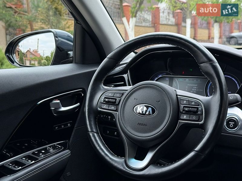Внедорожник / Кроссовер Kia Niro 2020 в Ровно