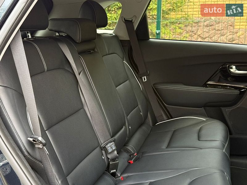 Внедорожник / Кроссовер Kia Niro 2020 в Ровно