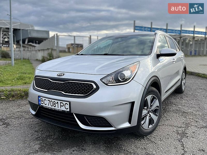 Внедорожник / Кроссовер Kia Niro 2018 в Ровно
