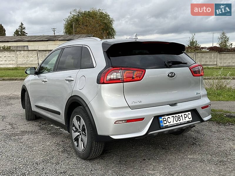 Внедорожник / Кроссовер Kia Niro 2018 в Ровно