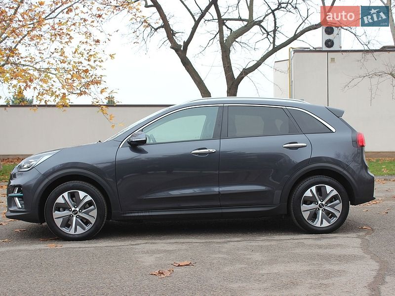 Внедорожник / Кроссовер Kia Niro 2020 в Днепре фото 14 Внедорожник / Кроссовер Kia Niro 2020 в Днепре