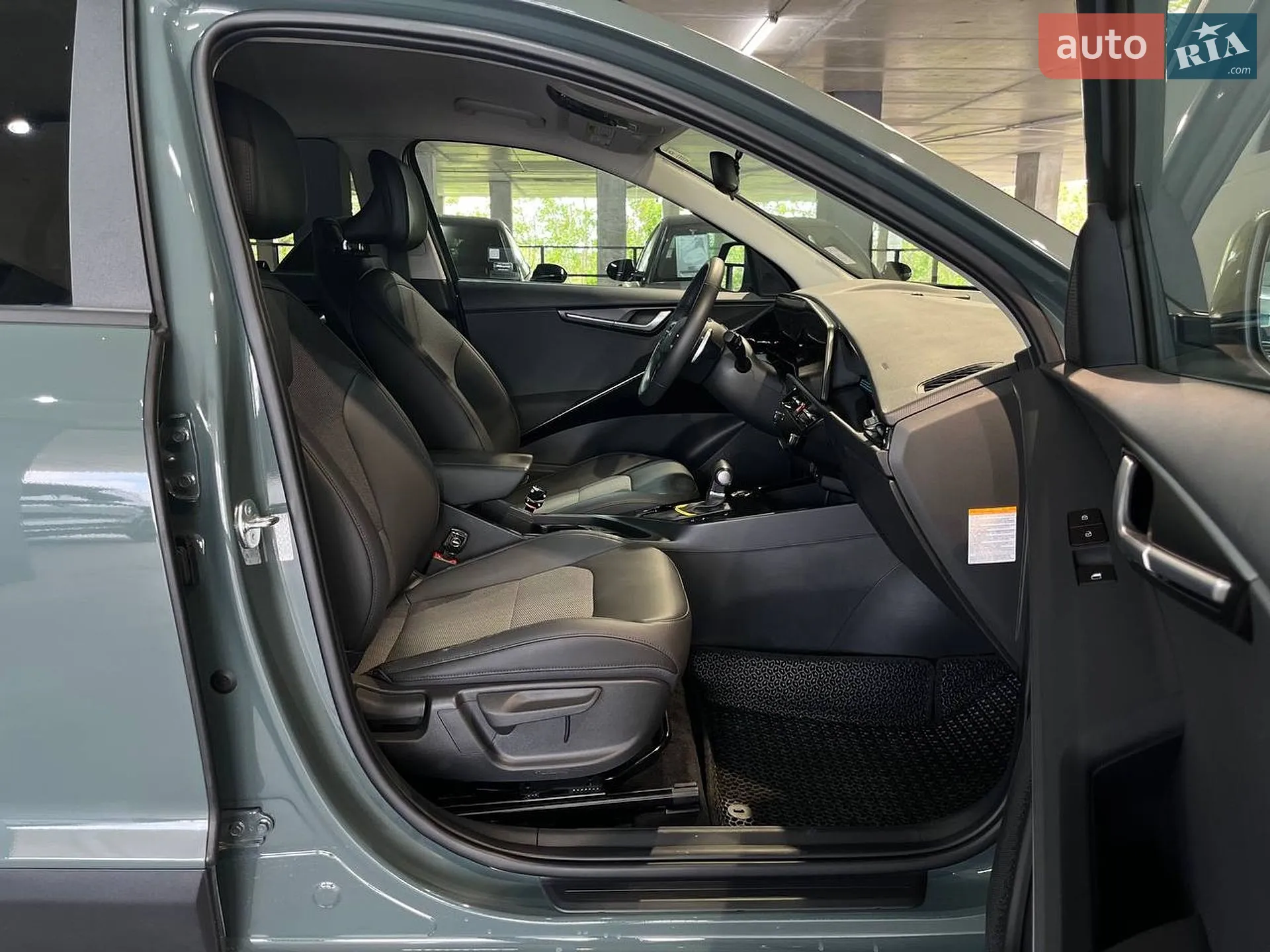 2023 Kia Niro - мініатюра 17