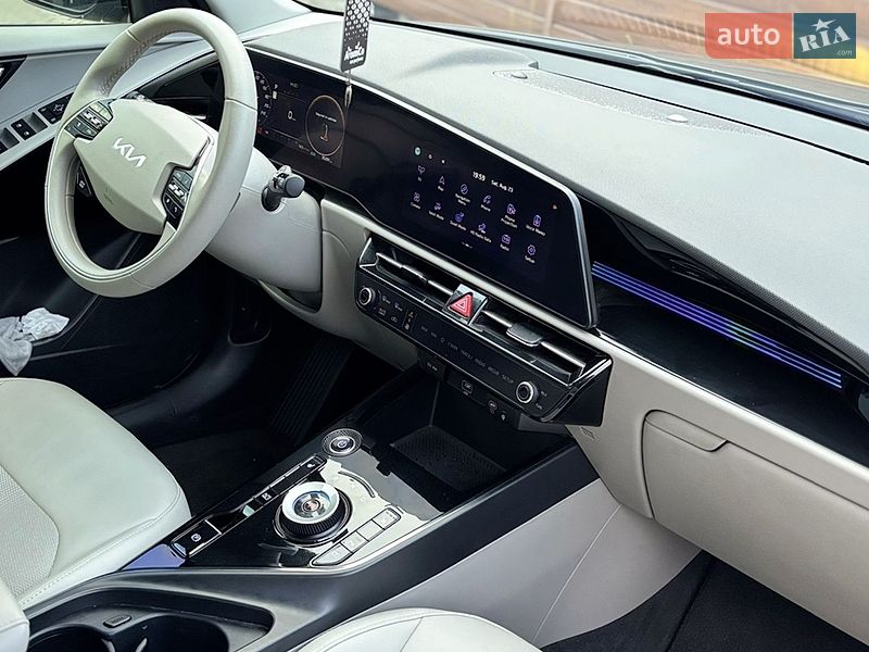 Внедорожник / Кроссовер Kia Niro 2023 в Ивано-Франковске