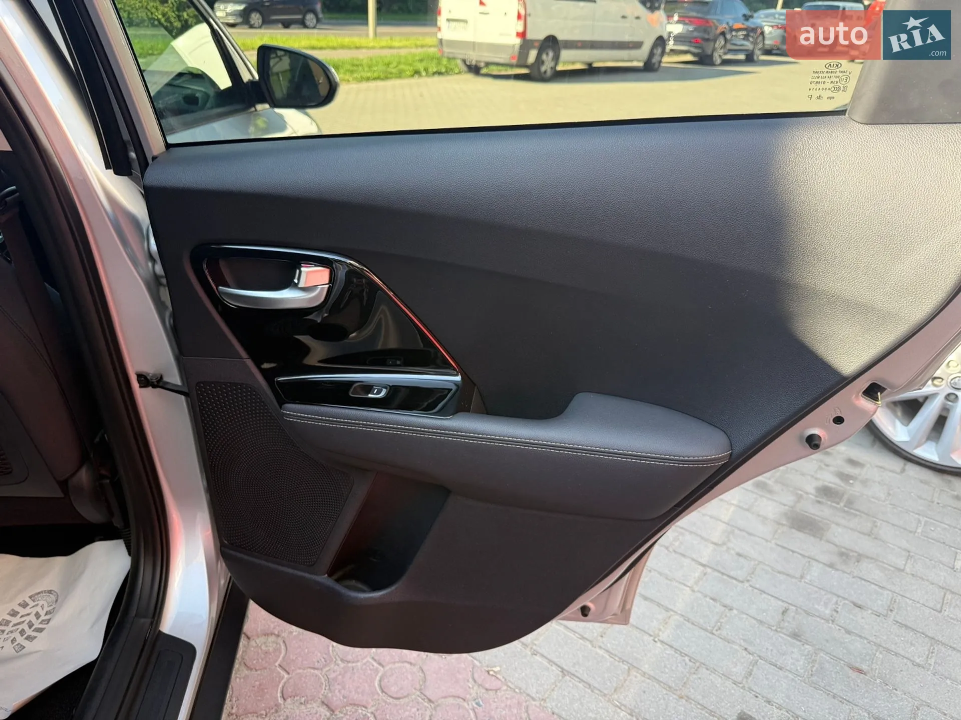 2020 Kia Niro - мініатюра 35