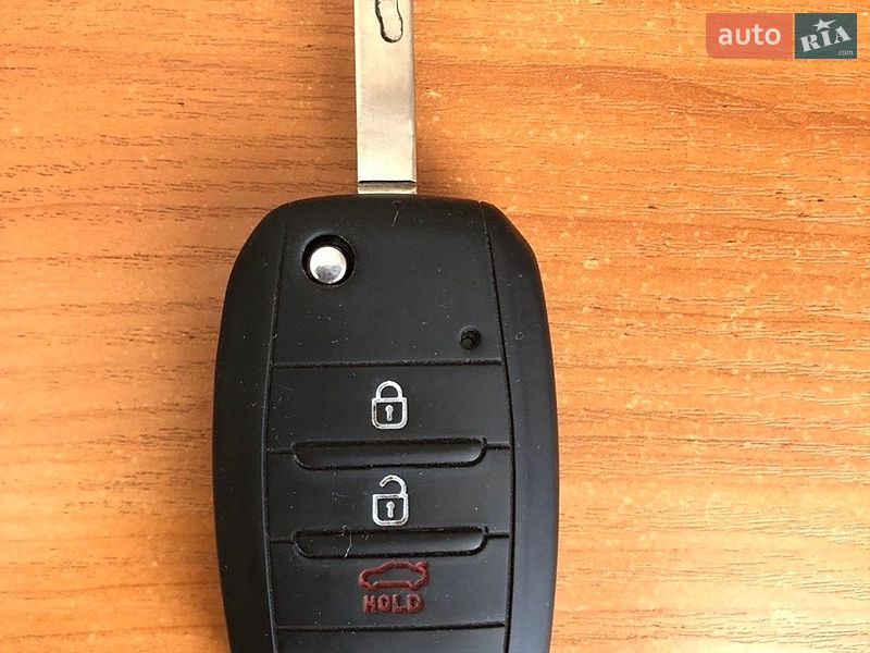 Внедорожник / Кроссовер Kia Niro 2017 в Бердичеве