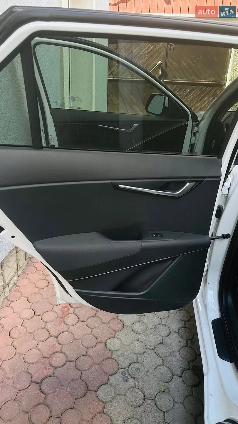 2023 Kia Niro - мініатюра 21