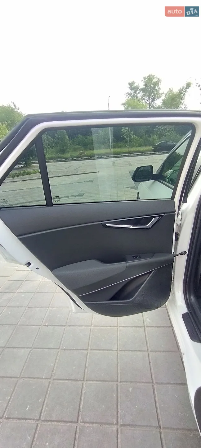 2022 Kia Niro - мініатюра 24