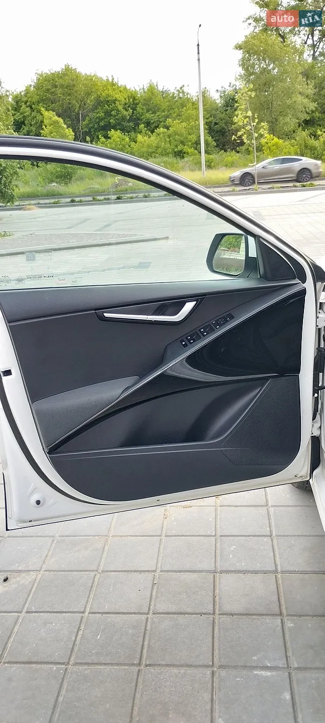 2022 Kia Niro - мініатюра 28