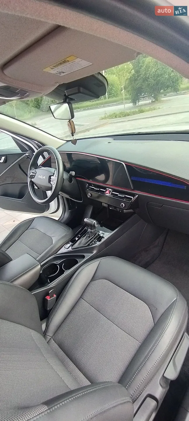 2022 Kia Niro - мініатюра 36