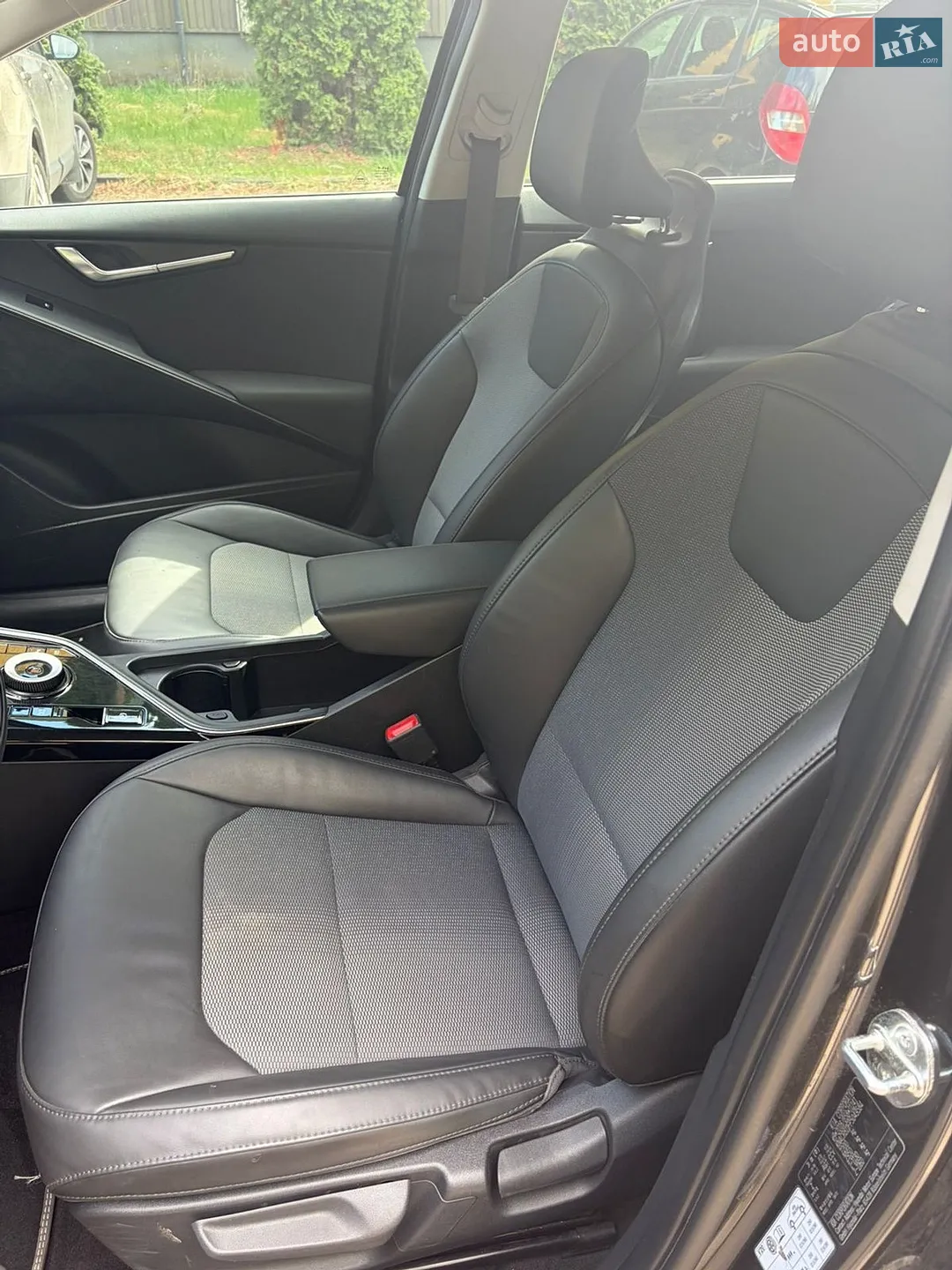 2023 Kia Niro - мініатюра 24