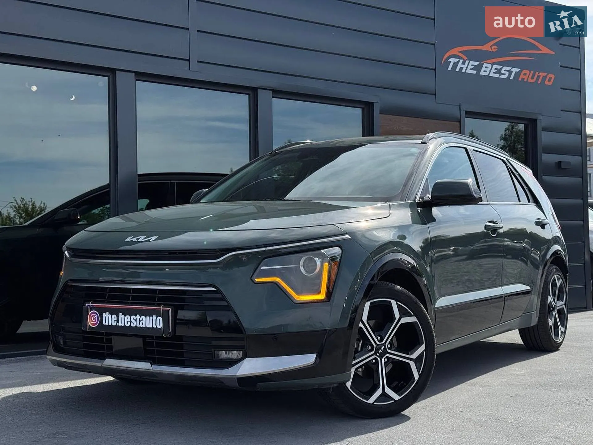 2022 Kia Niro - фото 1