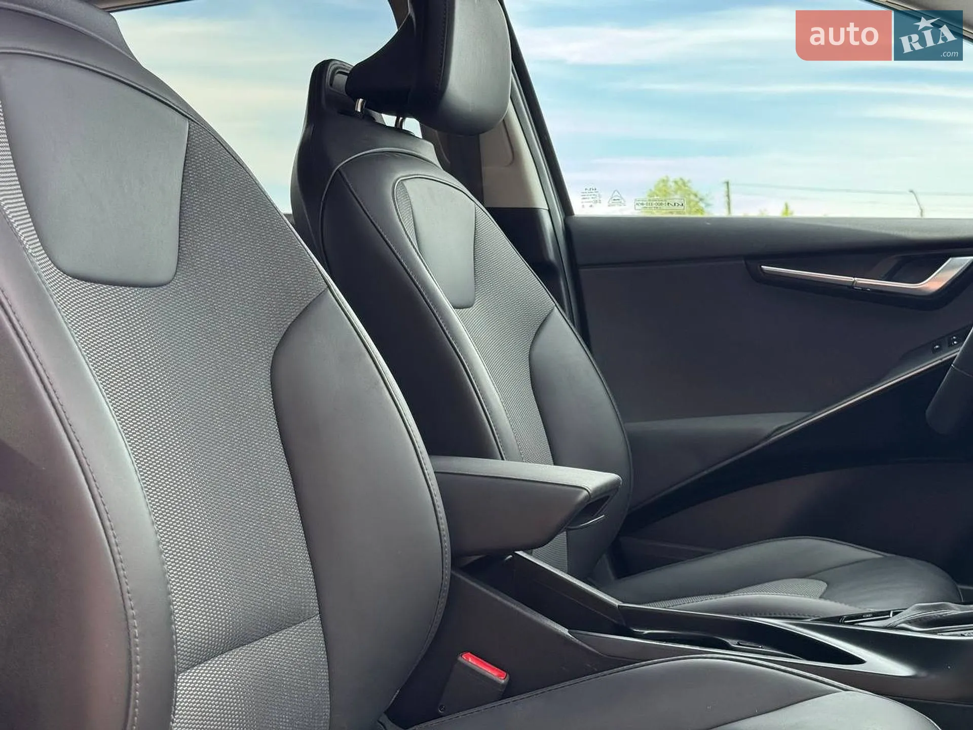2022 Kia Niro - мініатюра 73