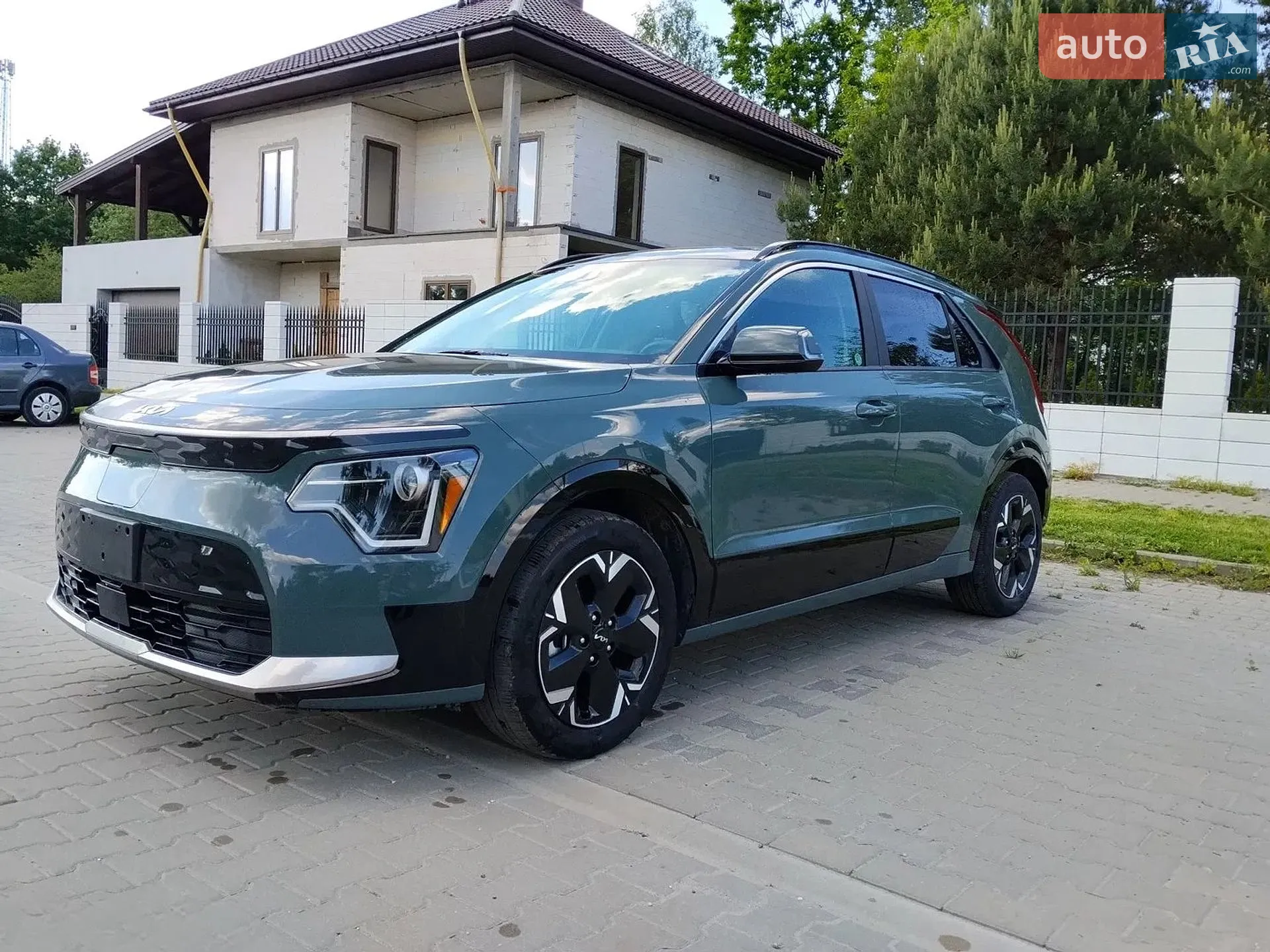 2024 Kia Niro - фото 1
