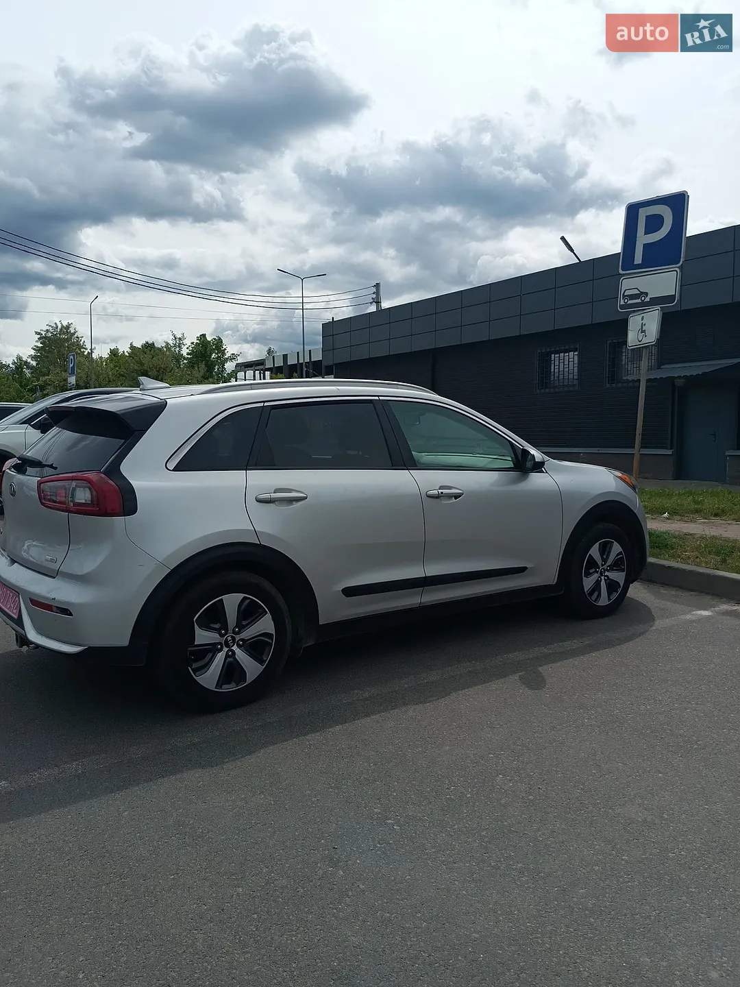 2016 Kia Niro - мініатюра 6