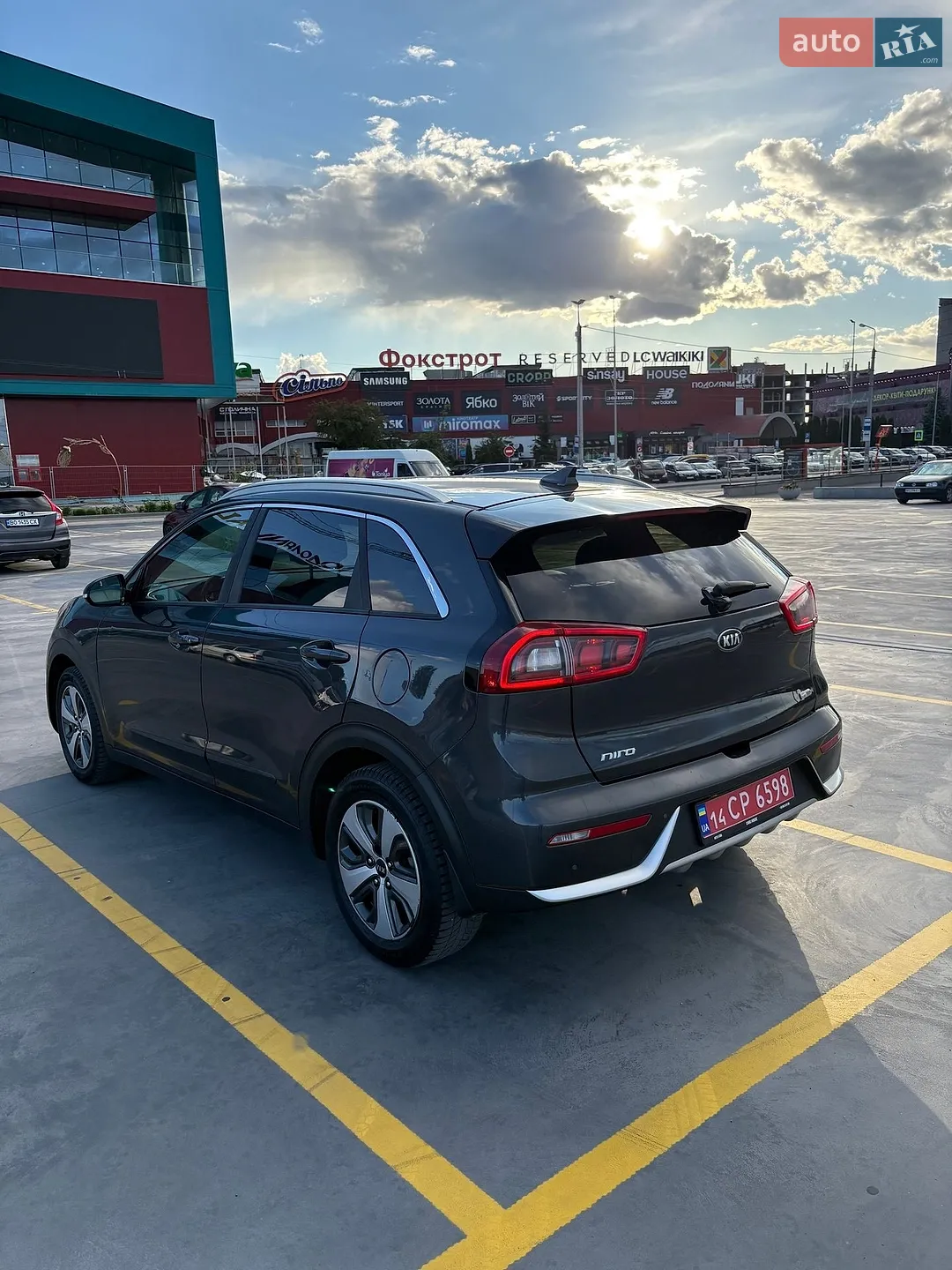 2017 Kia Niro - мініатюра 7