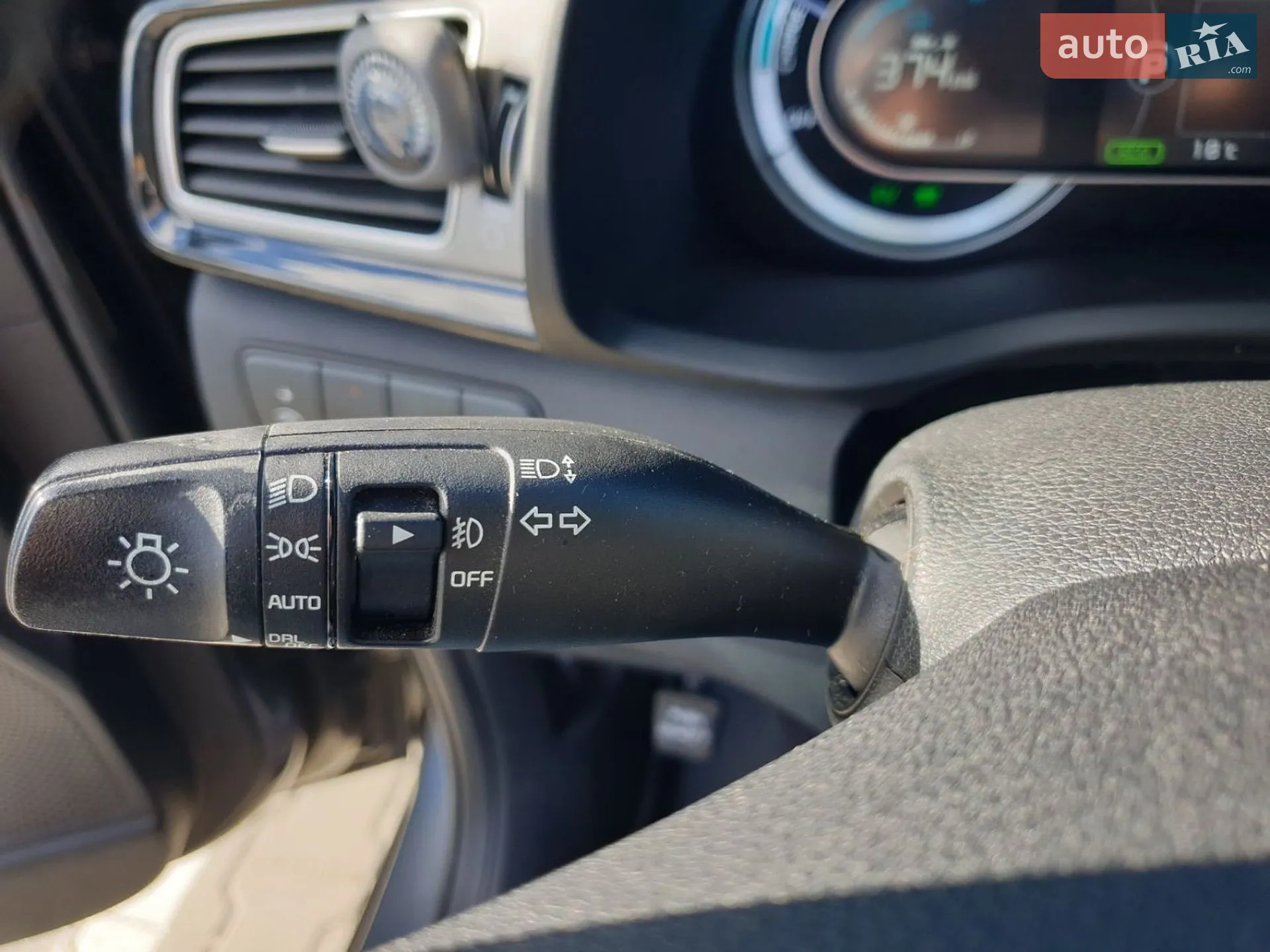2017 Kia Niro - мініатюра 23