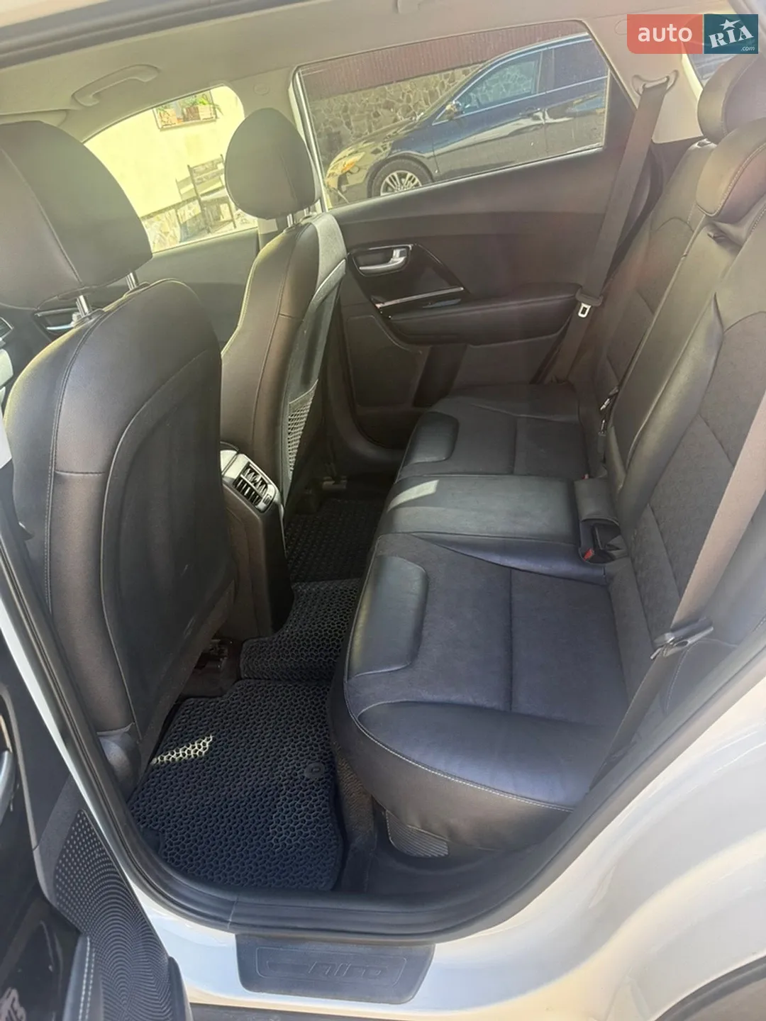 2017 Kia Niro - мініатюра 6