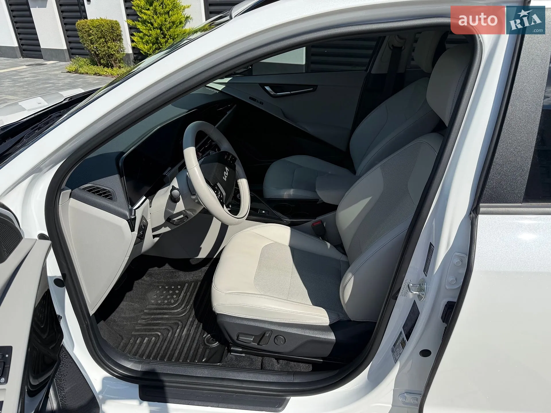 2023 Kia Niro - мініатюра 18