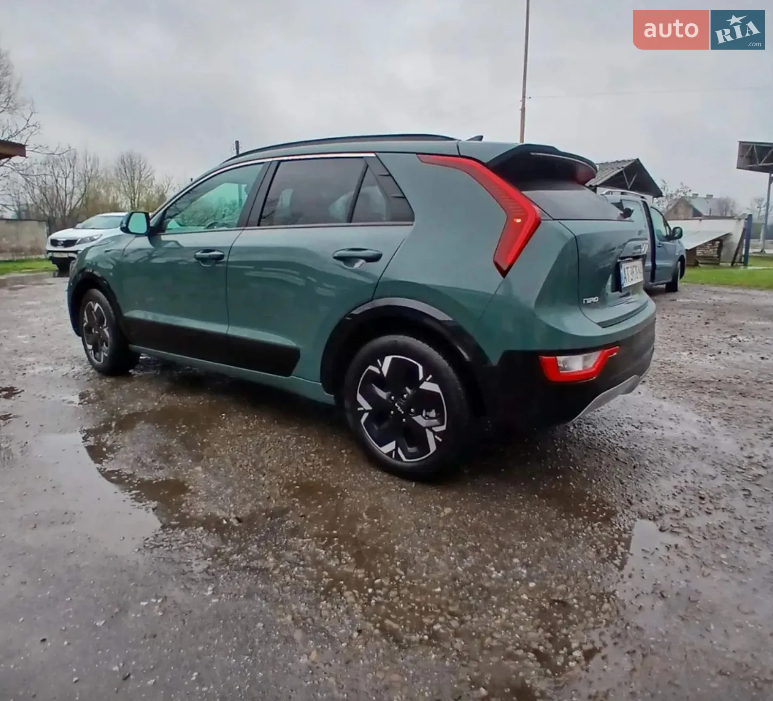 Kia Niro 2024 VIN KNDCR3L14R5113085 фото оголошення 4 з 18