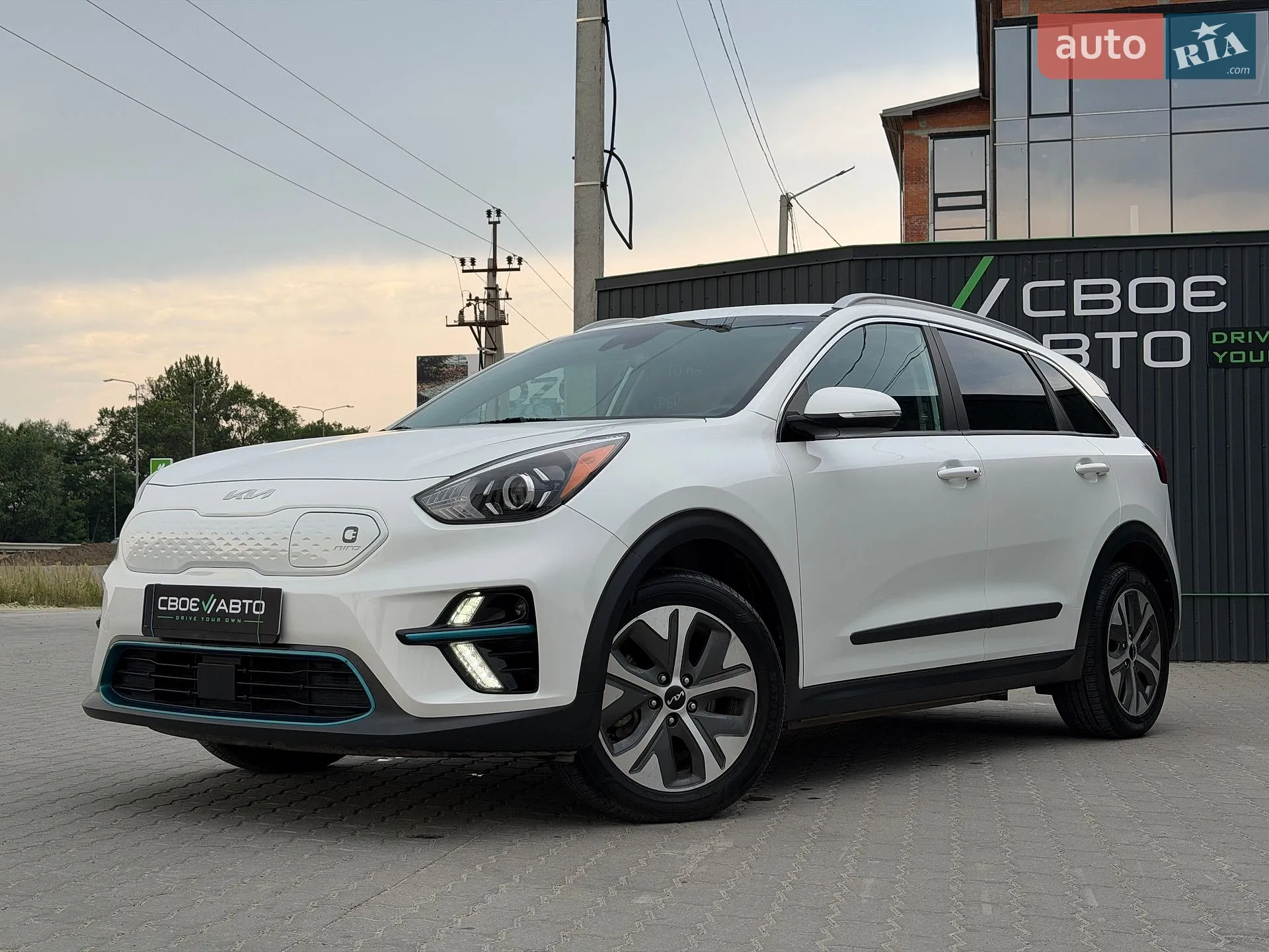 2022 Kia Niro - фото 1