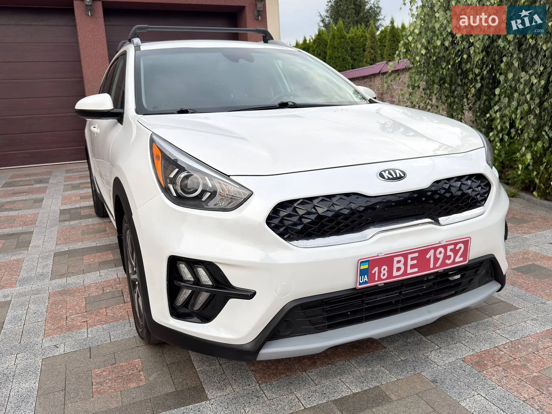 2021 Kia Niro - фото 1