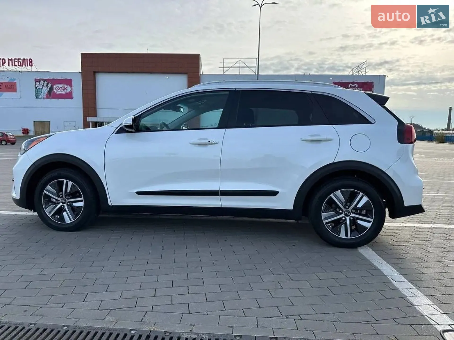 2020 Kia Niro - мініатюра 5