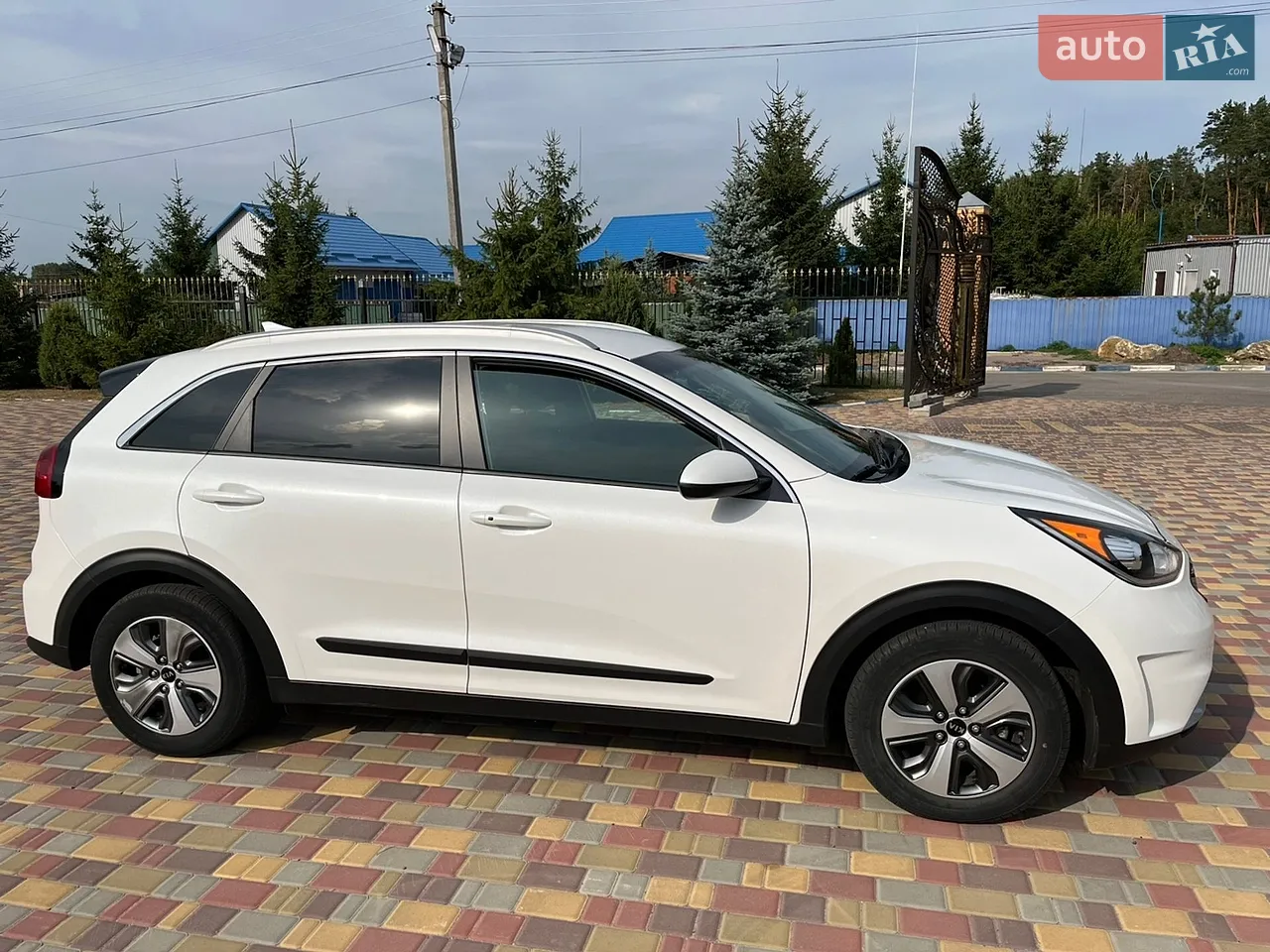 2017 Kia Niro - мініатюра 14