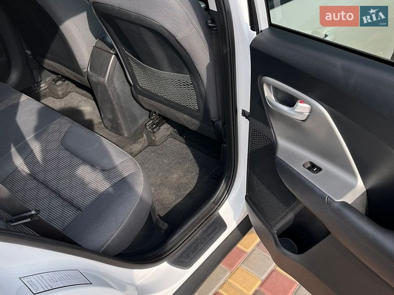 Внедорожник / Кроссовер Kia Niro 2018 в Полтаве