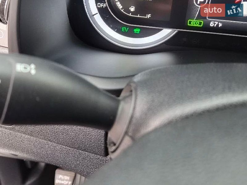 Внедорожник / Кроссовер Kia Niro 2018 в Полтаве